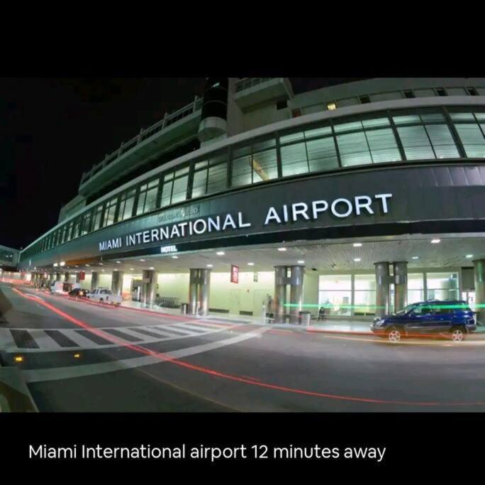 شقة Sol Miami # 2 With Free Parking المظهر الخارجي الصورة